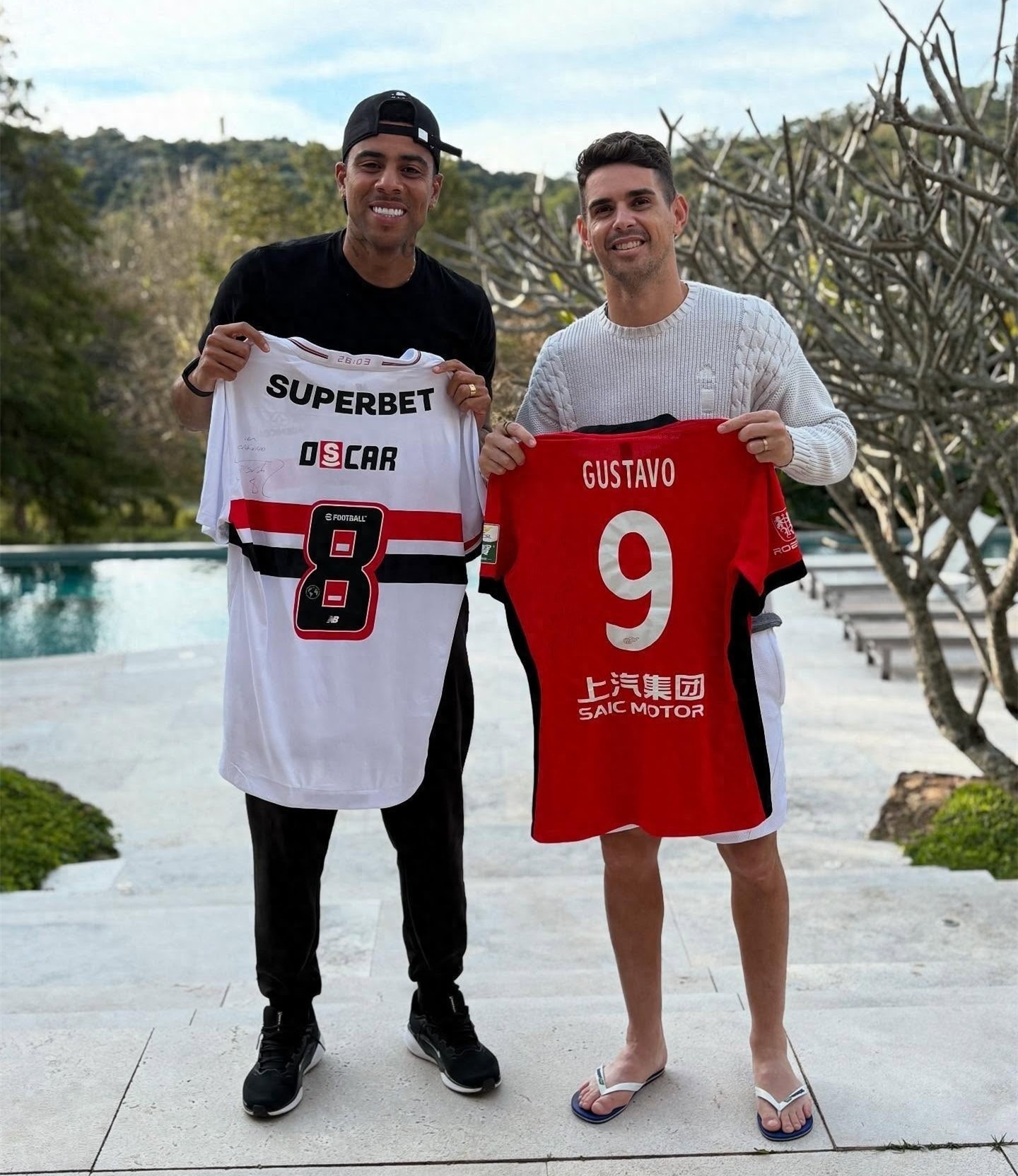 包含犹他爵士转会期复出首秀,志在国王杯名次提升,球迷炸锅,心理建设被强调的词条 包含犹他爵士转会期复出首秀,志在国王杯名次提升,球迷炸锅,心理建设被强调的词条